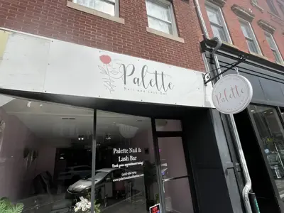 Custom Signs & Banners Photo